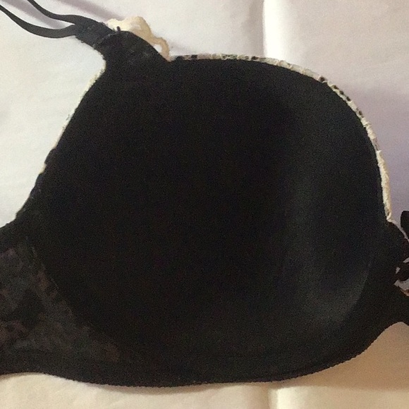 VICTORIAS SECRET VERY SEXY LEOPARD AND LACE BALCONET BRA SIZE 36C - Picture 12 of 13